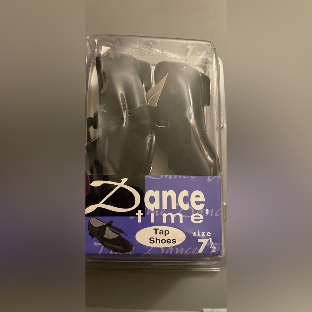 New Dance Time Tap Shoes Little Girls Size 7 Black Patent Leather